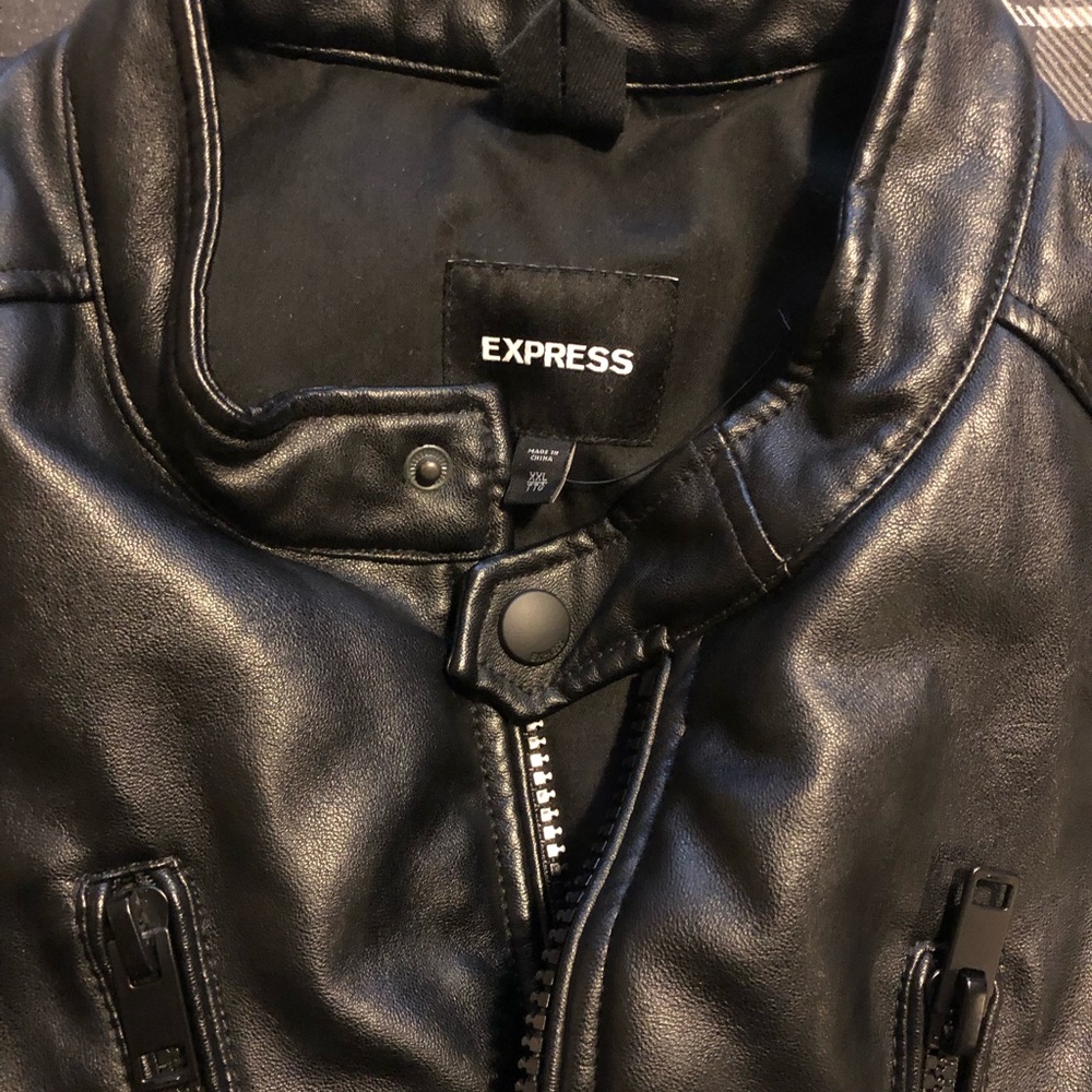 Express jacket - Picture 3 of 5